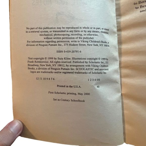 Elementary Age Book Lot Of 3 Paperback Chapter‎ Books Amber Brown UFOs & Notes - Picture 12 of 15